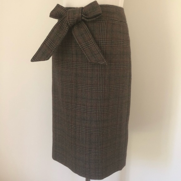 Rare J. Crew No 2 Pencil Skirt in Glen Plaid with bow detail - Picture 6 of 8